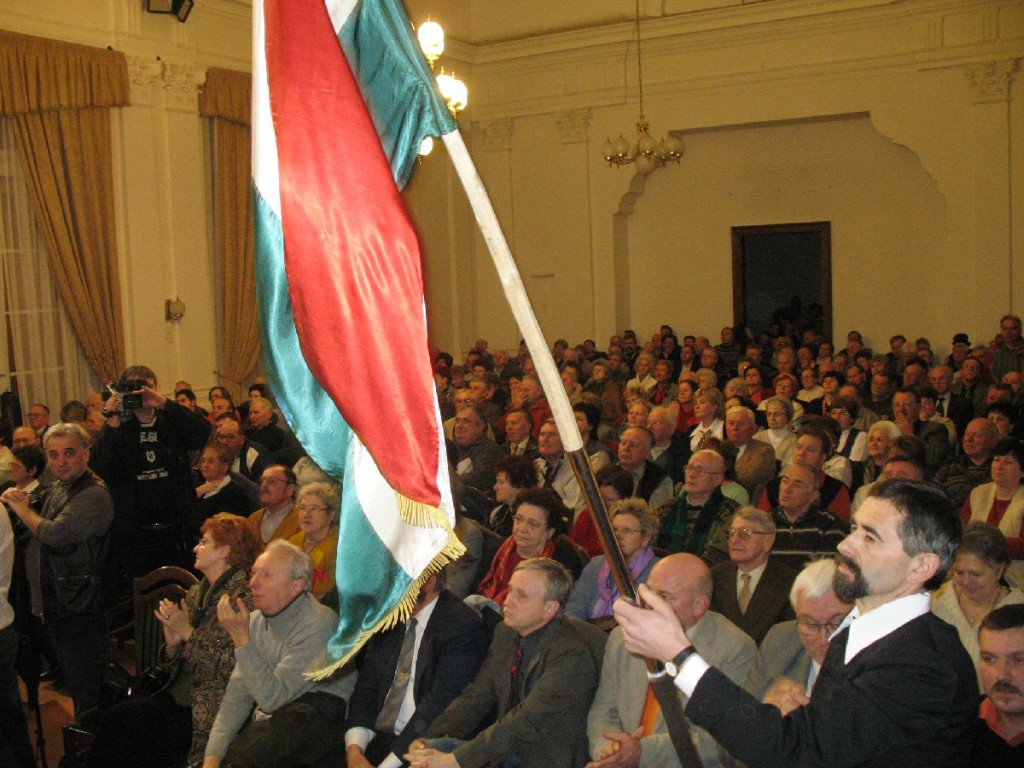 Polgári Kör - zászlóátadás